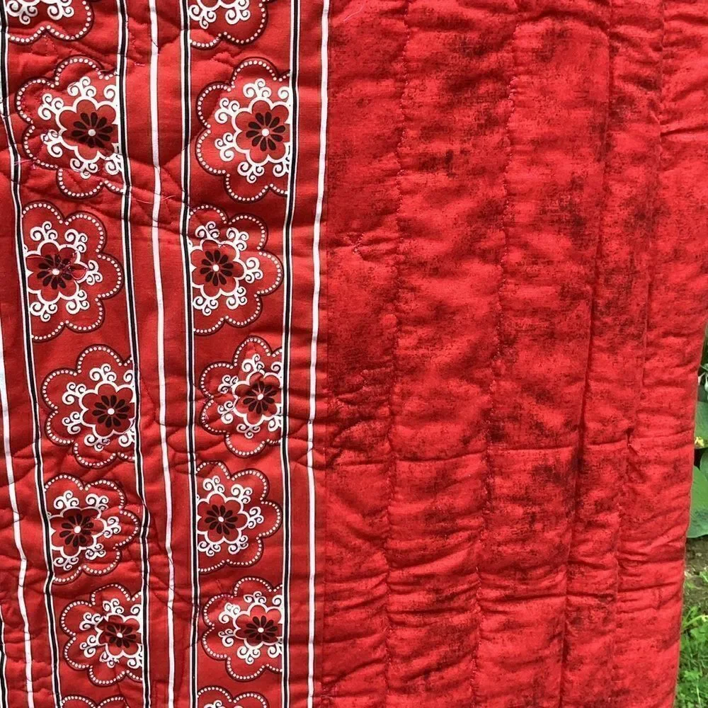 NWT. Hand Crafted  Joy to the World Lap Quilt